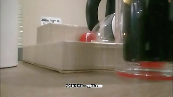 中国外围女暗拍直播-铁牛哥网约网红脸兼职美女穿着黑丝在沙发上干 妹子喜欢自言自语