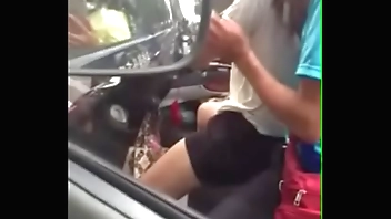 ล้วงไฟแดง