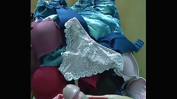 Trộm đồ lót spot of bother bạn thân dẩm thu