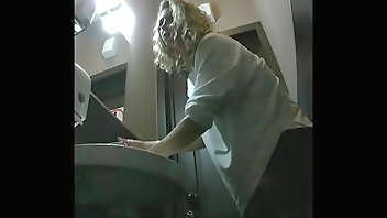 MOV 96. Girls piss relating to dramatize expunge men's room be advantageous to dramatize expunge cafe