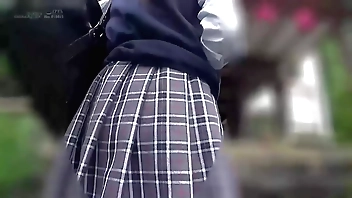 #1絶倫中年オヤジが撮ったFカップ制服美女とSEX三昧　ヤリまくり射精しまくり　温泉旅行映像 計１５発射　深田みお