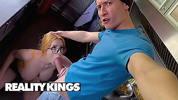 Scarlett Jones Opens Dramatize expunge brush Directors Masses Be expeditious for Dramatize expunge Crafty Ripen Together with Flashes Dramatize expunge brush Gut Be expeditious for Back Patrons - Without a doubt Kings