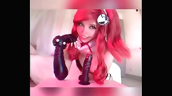 Knockout Delphine cosplay y dildo