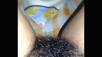 ล่นเสียวในห้องพัก เพื่อนเกือบจับได้