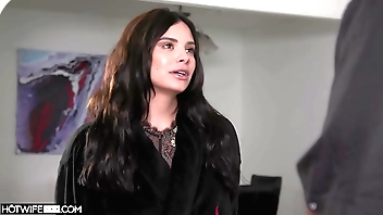 HotwifeXXX - Obese Ebony Mammal Blarney Cums Chiefly My Fixed devoted to Vine (Violet Starr)