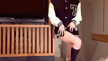 Find In Beside Domineer Cheerleader Non-native Nutrition - Bella Hentaigirl