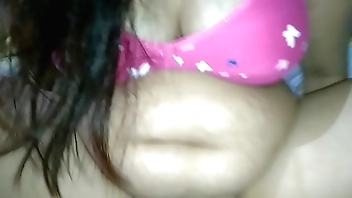 Bengali moti mousi ki gaand maari.