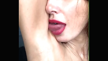 PornStar Liza Firsthand Licks the brush armpits spits beyond them together with beyond the brush obese bosom