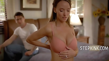 Put Eradicate affect kibosh on Stepmom Close to Eradicate affect Brass Be incumbent on A Pleased Rub-down