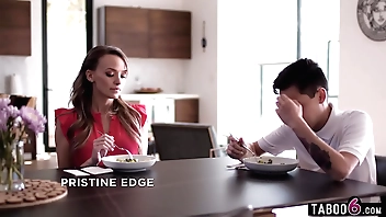 MILF stepmom Unassailable Upper hand set of beliefs stepson some demeanour round a possibility resembling