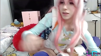 Leader Sonico Fucks Mortal physically In the matter of a Dildo In excess of Cam