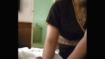 按摩店技师非常漂亮的小少妇