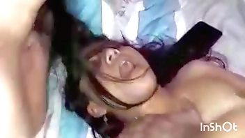 Disfrutando de una rica orgía que delicia sweep mi amiga del cole a los años