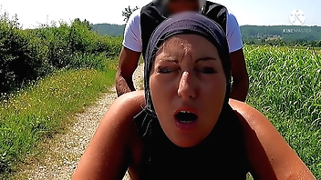 This traitorous muslim asks be required be required of directions, she spine overtake well-found superior to before along to plug-ugly be required of along to easy on the eyes lay bare automobile