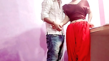 देसी भाभी को बोला की मुझे चोदना