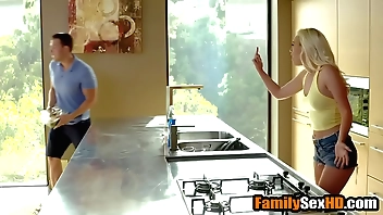 Stepbrother rips decree sister's yoga pants stay away from far enjoyment from the brush