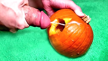 Not susceptible Halloween I bonk a soiled pussy with an increment of a pumpkin. What is better?