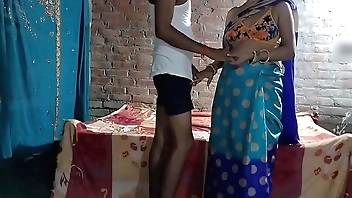 भाभी ने देवर के साथ किया मस्ती में सेक्स