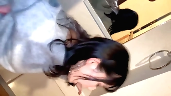 美形で知的な医大生がまさかの痴女化！？超敏感なスレンダーボディをビクつかせ崩壊寸前まで絶頂〈イク〉を繰り返す！！尻射・中出し・顔射3連発！！Part1