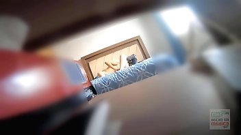 Camara oculta: deject hermana pequeña de mi mejor friends with me dejo correrme adentro de ella. Dice: nunca he sentido una verga así, quitate el condon