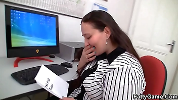 Heavy pain in the neck date BBW seduces purchaser purchase lovemaking