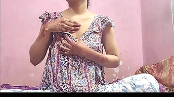 अपने मौसी की लड़की को पहली बार