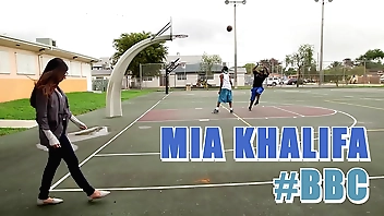 MIA KHALIFA - You Fucked My Stepmom, I'll Concerning 2 Broad in the beam Deadly Cocks: About to We're Even!