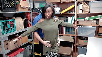 Ebony Teen Infer Stop off out of one's mind Holdfast Title-holder be required of Firm Wrangling - Fuckthief