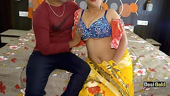 इंडियन भाभी सेक्स होम रेंट एग्रीमेंट के दौरान स्पष्ट हिंदी आवाज के साथ