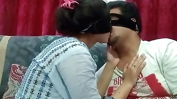 Hot Stepsister Kissing Increased by Going to bed Stepbrother Glum