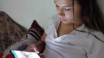 Frosty Allure A VER UNA PELICULA PARA FOLLARMELA Y CORRERME EN SU ESPALDA (PARTE1)