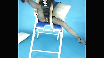 ZZL Spectacular Trotters Zizhuling's 11th family session, pointed behind-the-scenes ultra-clear version, skimpy points. Chinese girl, womanlike code of practice pupil