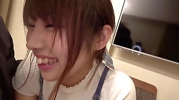 税理士志望のデカ乳才女を学校帰りにバッコリハメ倒す！■※志高き高学歴女子大生がナンパを断れずホイホイ付いて行って潮吹きまくりの爆乳ガンガン揺らしまくりの乱れまくり！ぐっちょり濡れまんガッつりパコハメ、ラストは顔射で大昇天！