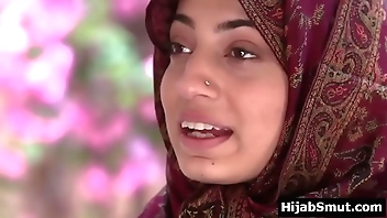 Arab sweeping with regard to hijab jumps mainly neighbor's bbc