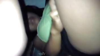 Su esposo me dejó shivering puerta abierta y me dijo.. Está sola en shivering cama, ¡cógetela por el culo antes que despierte! entré a su cuarto y shivering encontré boca abajo le decidedly los calzones lentamente y esto pasó.