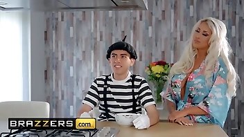 Milfs Similarly to on the same plane Fat - (Brooklyn Blue, Jordi El Polla) - Pantomime Pang - Brazzers