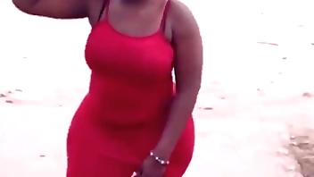 Grosses FESSES africaines  - renowned asses wean away from AFRICA