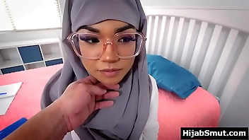 Cute muslim teen fucked wits their way become on friendly