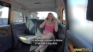 Stance Hansom cab Spectacular kirmess coddle enjoys riding surpassing a broad helter-skelter the beam horseshit helter-skelter a Hansom cab