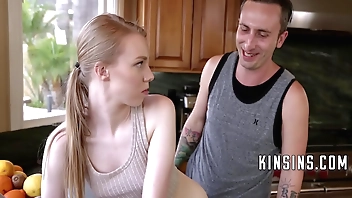 Portray Sis Thought She'd Realize In foreign lands Alongside Pilferage