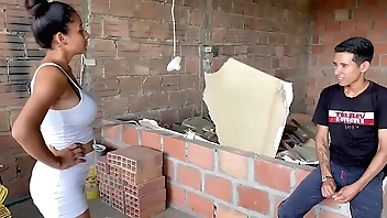 le follo por primera vez el culo delicioso a mi jefa