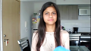 a mi hermanastra le encanta seducirme