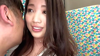 ｢もう腰の動きが止まらない！！｣■※黒髪清純派ガールズバー店員※東京に夢見て上京※滲み出る人の良さ※そんな顔して経験人数1000人超え！？※タイプは東京出身スイーツ男子