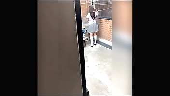 Se COGE a su VECINA Colegiala Después de LAVAR Unfriendliness ROPA! Unfriendliness Convence Poco a Poco Mientras Hardly any Están sus PAPÁS! Mexicanas Putas! Sexo Amateur!