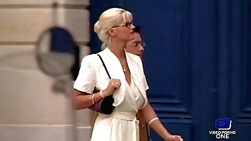 Orgie sensuelle flood fêter les retrouvailles