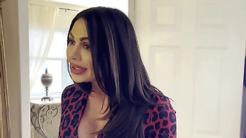 StepFamily Valentine's Fixture w/ Nina Dolci