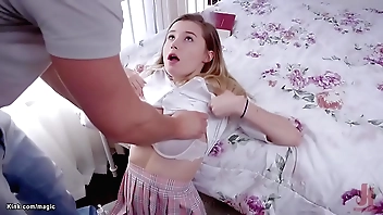 Stepmom makes the brush stepson shacking up teen