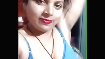 Indian pulchritudinous aunty