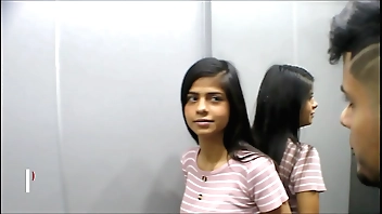 me follo a mi nueva vecina del conjunto residencia- porno en español