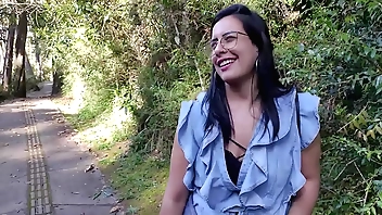 मैं अपनी प्रेमिका को वेनेजुएला की गली की वेश्या के साथ धोखा देता हूं। इंस्टाग्राम: काइलीएलिश